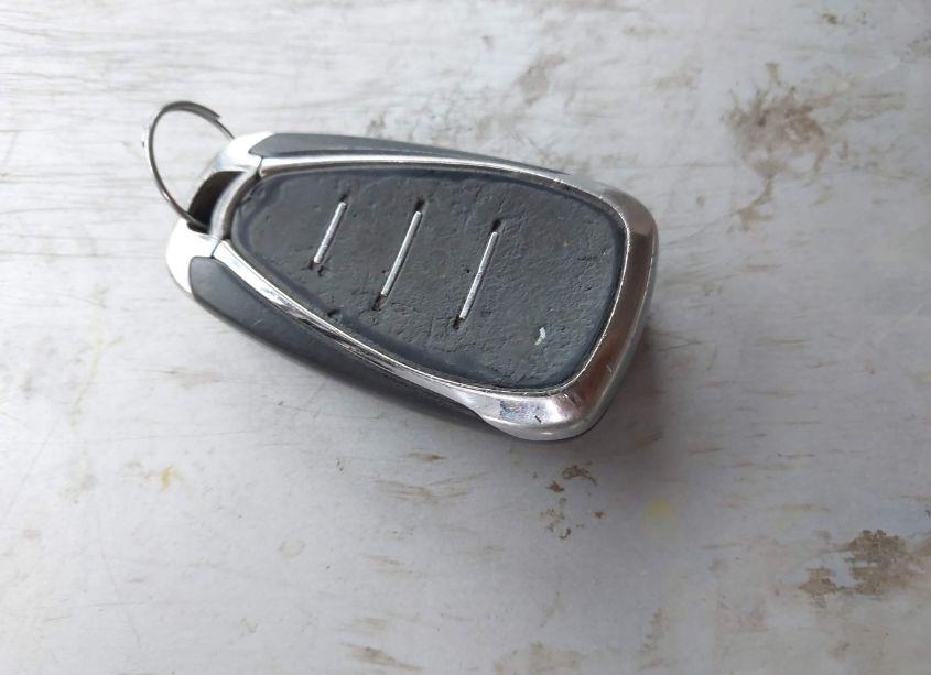 Photo 11 of 2018 Chevrolet Cruze LT AUTO (VIN 1G1BE5SM0J7170836)