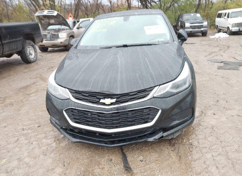 Photo 12 of 2018 Chevrolet Cruze LT AUTO (VIN 1G1BE5SM0J7170836)