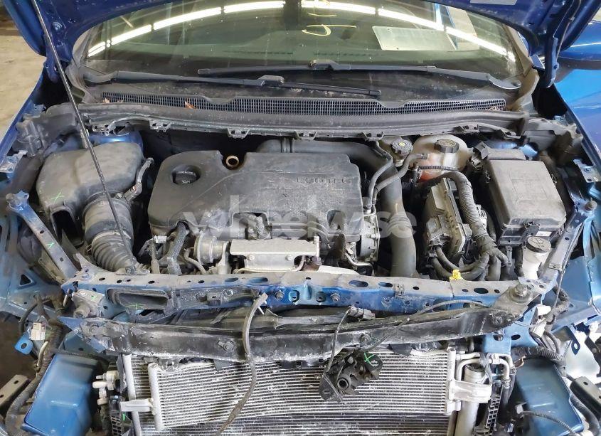 Photo 10 of 2018 Chevrolet Cruze LT AUTO (VIN 1G1BE5SM0J7188365)