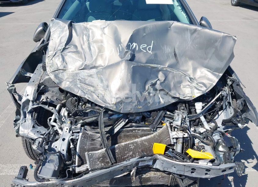 Photo 10 of 2019 Chevrolet Cruze LT (VIN 1G1BE5SM0K7133609)