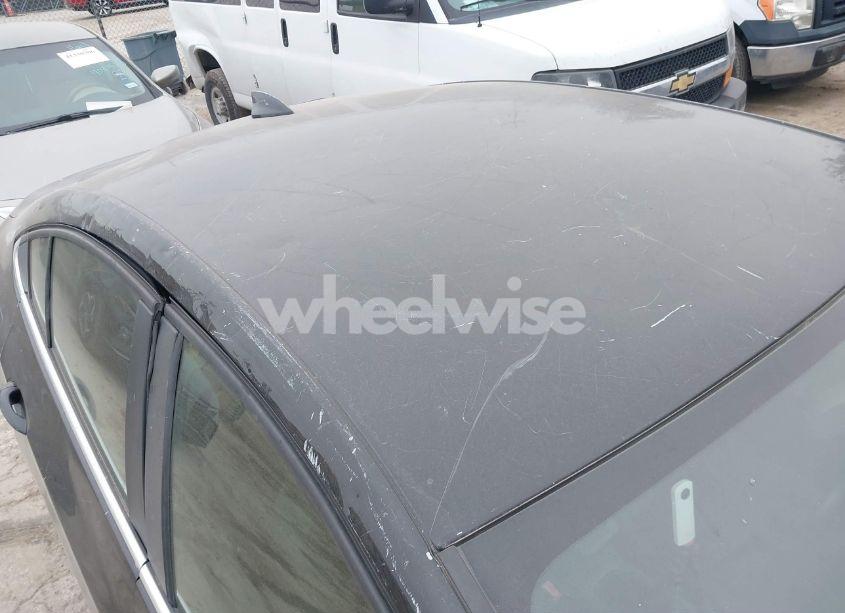 Photo 16 of 2019 Chevrolet Cruze LT (VIN 1G1BE5SM0K7141757)