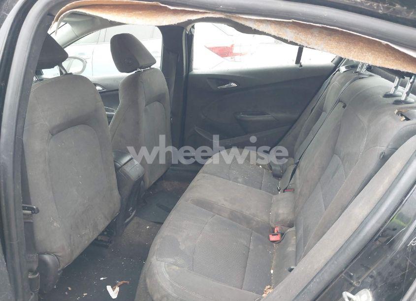 Photo 8 of 2019 Chevrolet Cruze LT (VIN 1G1BE5SM0K7141757)