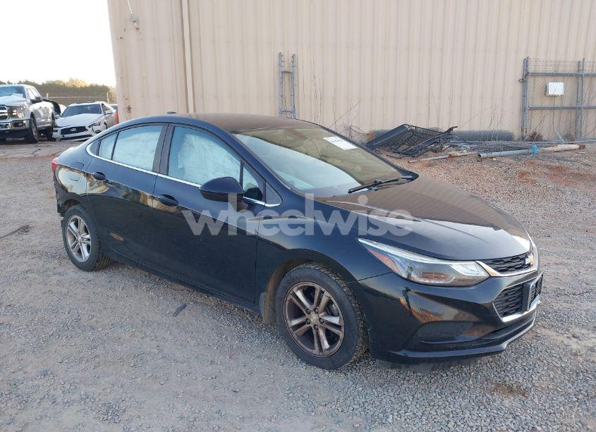 2016 Chevrolet Cruze LT AUTO (VIN 1G1BE5SM1G7234729) main photo