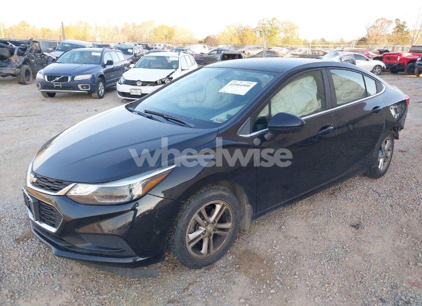 Photo 2 of 2016 Chevrolet Cruze LT AUTO (VIN 1G1BE5SM1G7234729)