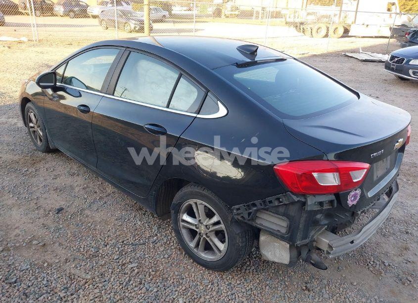 Photo 3 of 2016 Chevrolet Cruze LT AUTO (VIN 1G1BE5SM1G7234729)