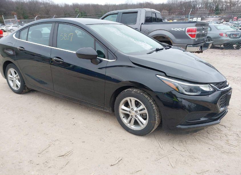 2016 Chevrolet Cruze LT AUTO (VIN 1G1BE5SM1G7235069) main photo