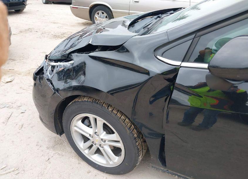 Photo 17 of 2016 Chevrolet Cruze LT AUTO (VIN 1G1BE5SM1G7235069)