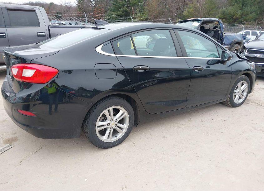 Photo 4 of 2016 Chevrolet Cruze LT AUTO (VIN 1G1BE5SM1G7235069)