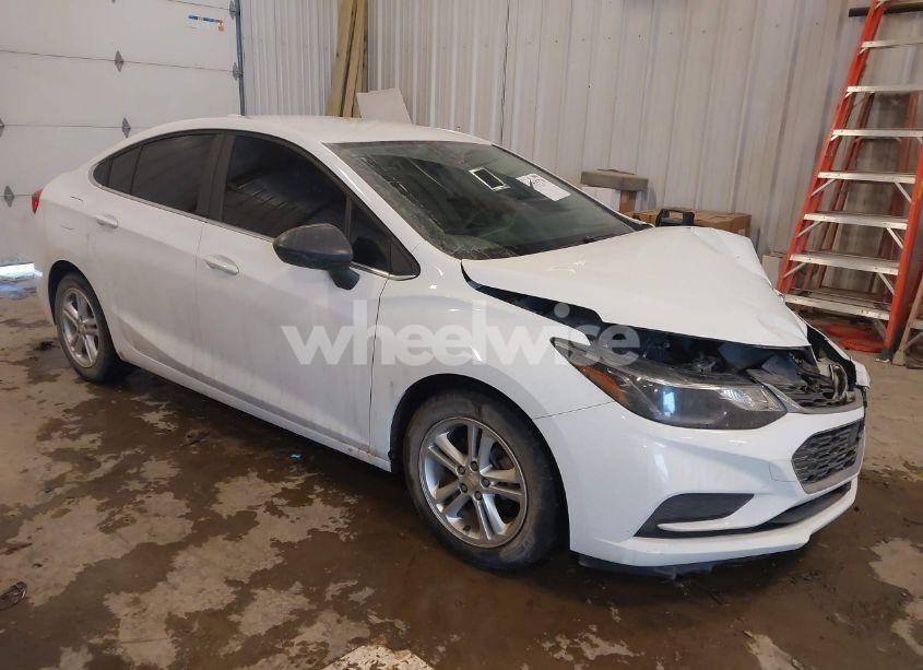2016 Chevrolet Cruze LT AUTO (VIN 1G1BE5SM1G7237579) main photo