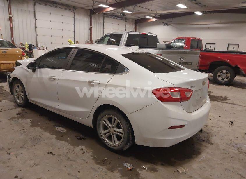 Photo 3 of 2016 Chevrolet Cruze LT AUTO (VIN 1G1BE5SM1G7237579)