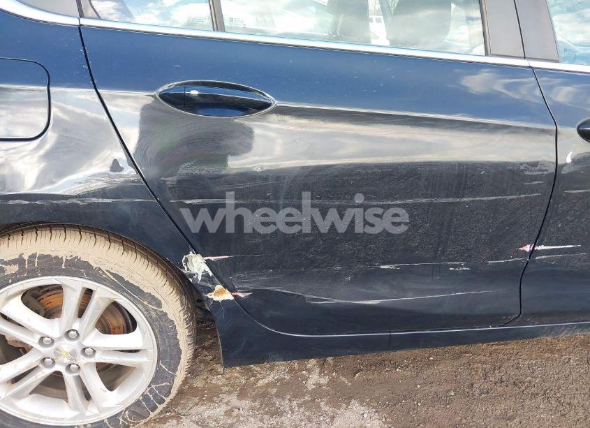 Photo 18 of 2016 Chevrolet Cruze LT AUTO (VIN 1G1BE5SM1G7254818)