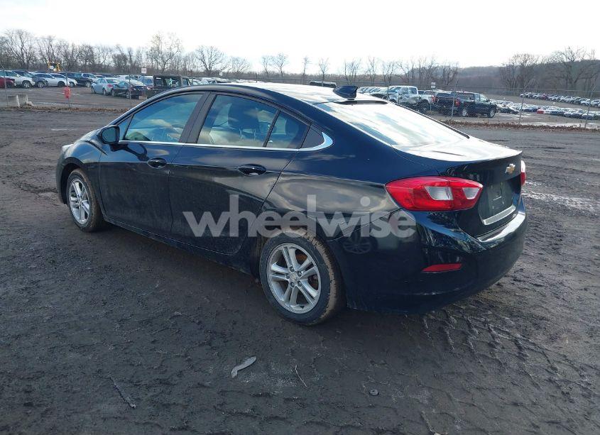 Photo 3 of 2016 Chevrolet Cruze LT AUTO (VIN 1G1BE5SM1G7254818)