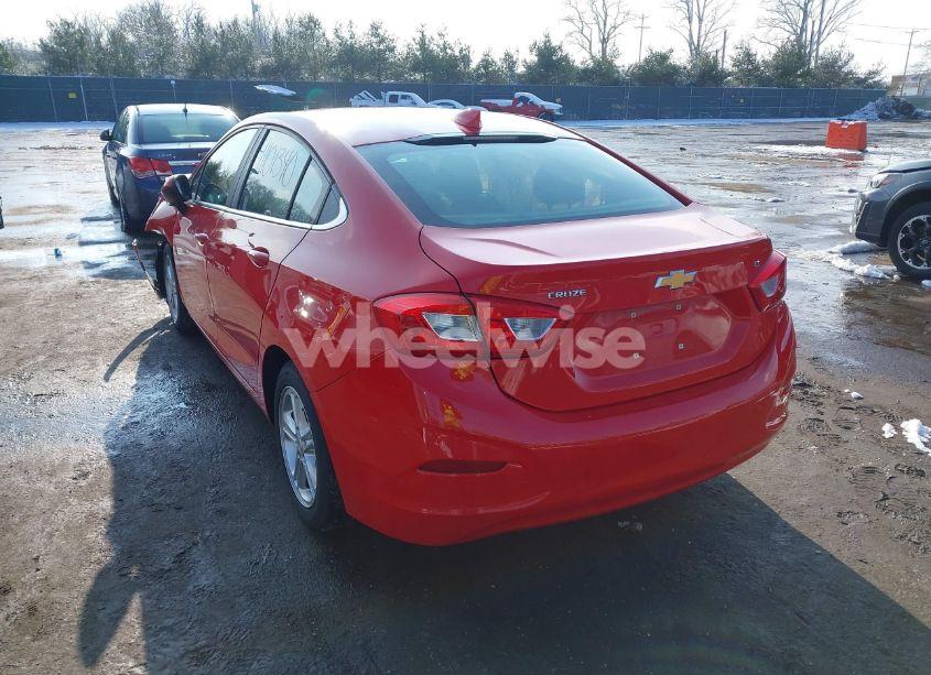 Photo 3 of 2016 Chevrolet Cruze LT AUTO (VIN 1G1BE5SM1G7256598)