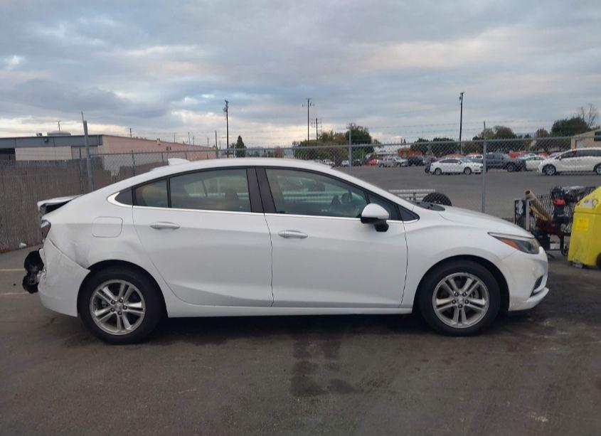Photo 13 of 2016 Chevrolet Cruze LT AUTO (VIN 1G1BE5SM1G7259792)