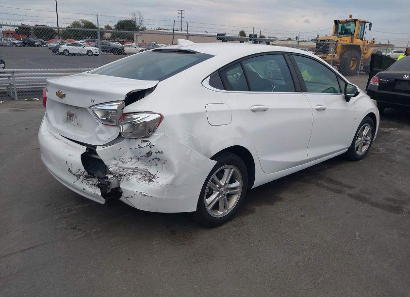 Photo 4 of 2016 Chevrolet Cruze LT AUTO (VIN 1G1BE5SM1G7259792)
