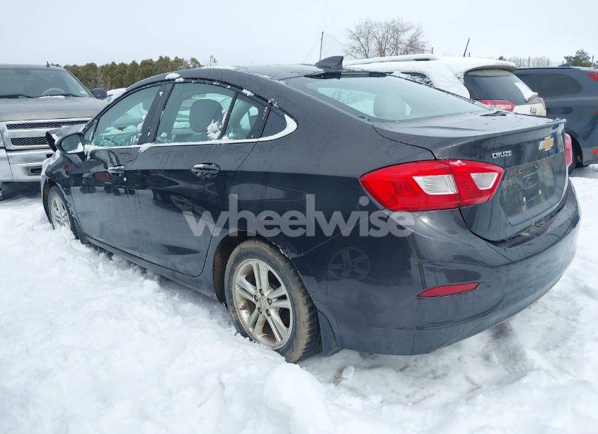 Photo 3 of 2016 Chevrolet Cruze LT AUTO (VIN 1G1BE5SM1G7260215)