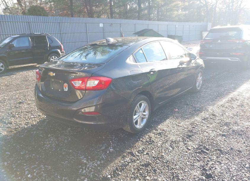 Photo 4 of 2016 Chevrolet Cruze LT AUTO (VIN 1G1BE5SM1G7260585)