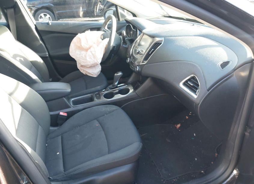 Photo 5 of 2016 Chevrolet Cruze LT AUTO (VIN 1G1BE5SM1G7260585)