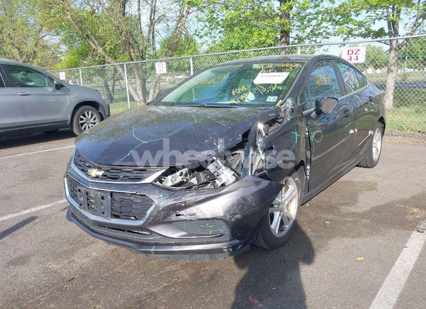 Photo 2 of 2016 Chevrolet Cruze LT AUTO (VIN 1G1BE5SM1G7265267)