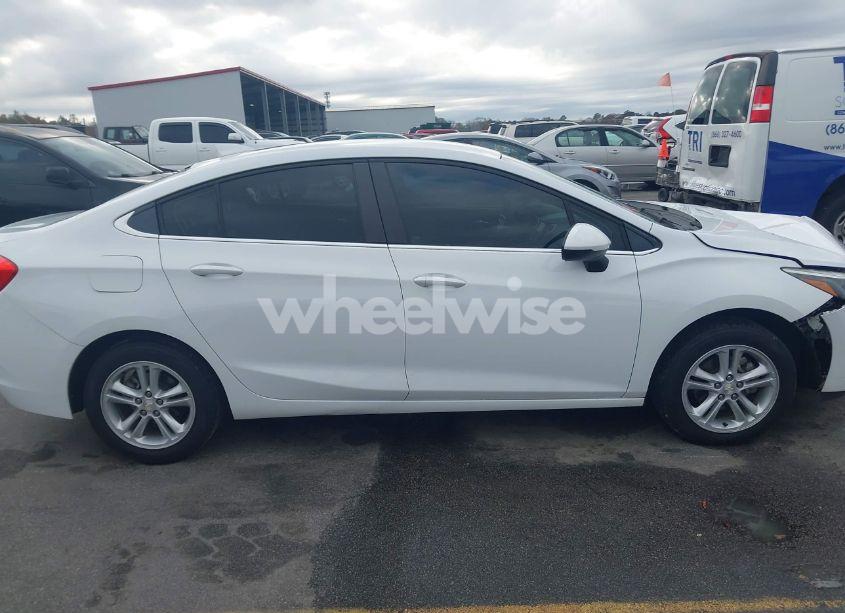Photo 13 of 2016 Chevrolet Cruze LT AUTO (VIN 1G1BE5SM1G7266029)