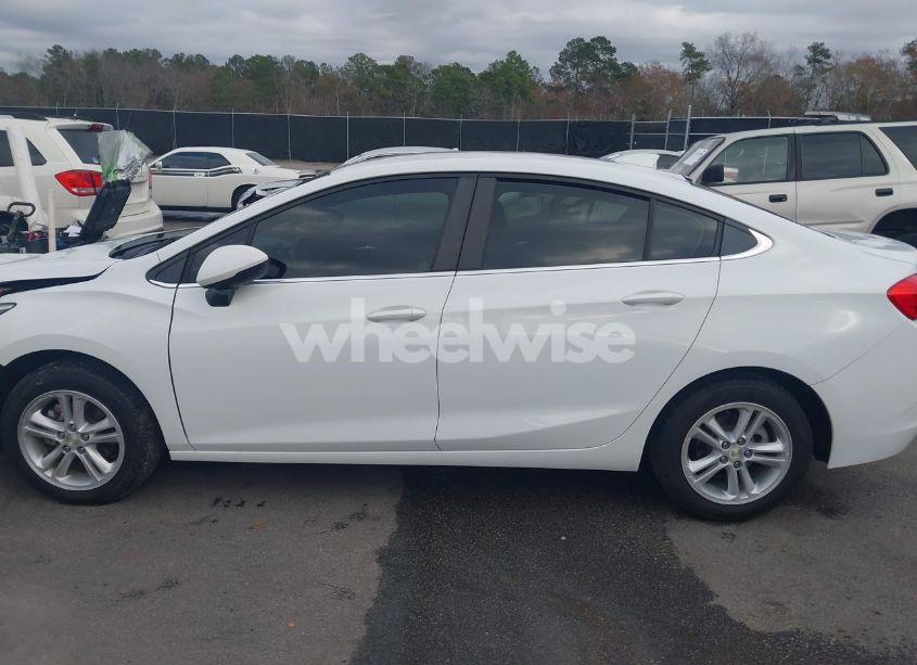 Photo 14 of 2016 Chevrolet Cruze LT AUTO (VIN 1G1BE5SM1G7266029)
