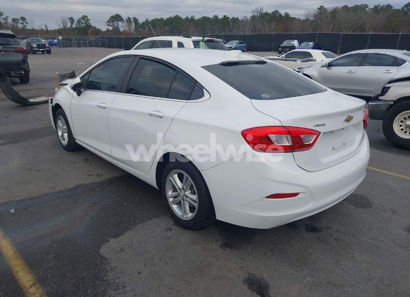 Photo 3 of 2016 Chevrolet Cruze LT AUTO (VIN 1G1BE5SM1G7266029)