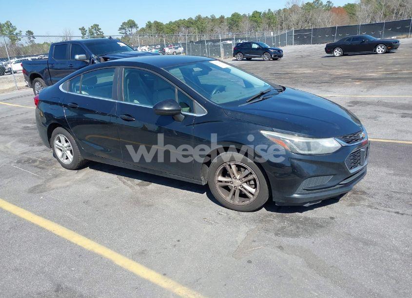 2016 Chevrolet Cruze LT AUTO (VIN 1G1BE5SM1G7267276) main photo