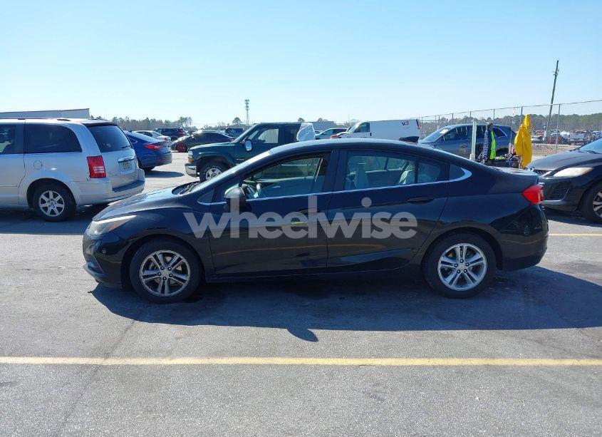 Photo 14 of 2016 Chevrolet Cruze LT AUTO (VIN 1G1BE5SM1G7267276)