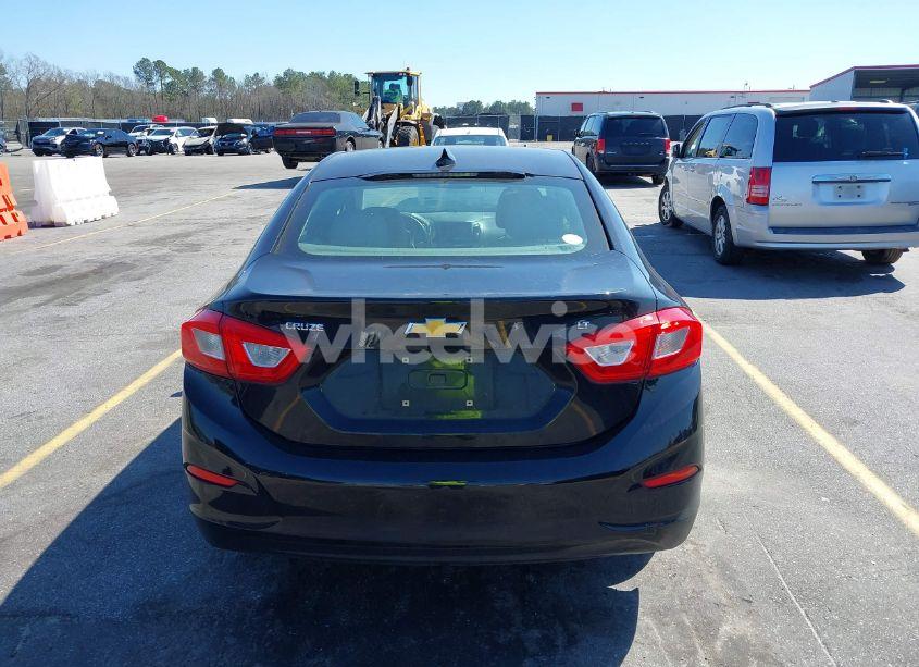 Photo 16 of 2016 Chevrolet Cruze LT AUTO (VIN 1G1BE5SM1G7267276)