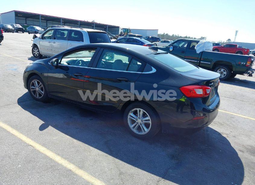 Photo 3 of 2016 Chevrolet Cruze LT AUTO (VIN 1G1BE5SM1G7267276)