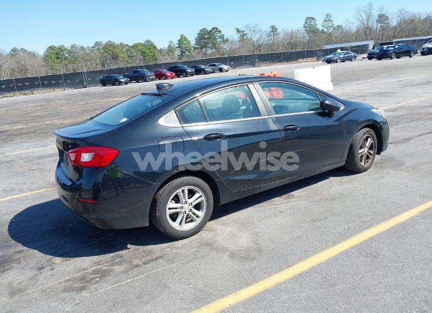 Photo 4 of 2016 Chevrolet Cruze LT AUTO (VIN 1G1BE5SM1G7267276)