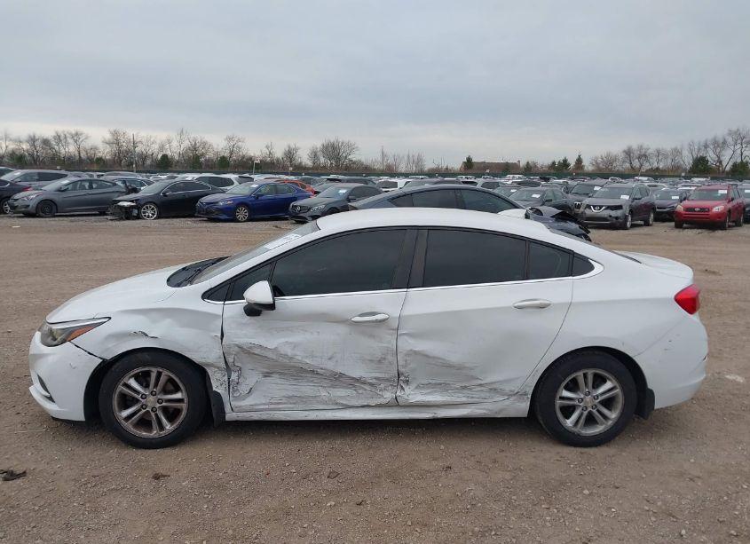 Photo 14 of 2016 Chevrolet Cruze LT AUTO (VIN 1G1BE5SM1G7267648)