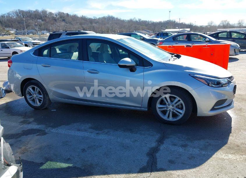 Photo 13 of 2016 Chevrolet Cruze LT AUTO (VIN 1G1BE5SM1G7271084)