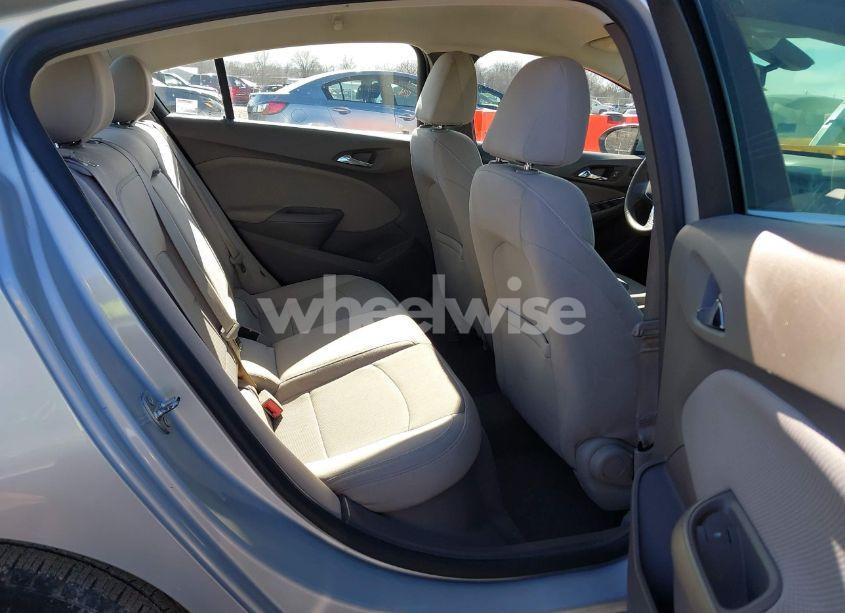 Photo 8 of 2016 Chevrolet Cruze LT AUTO (VIN 1G1BE5SM1G7271084)