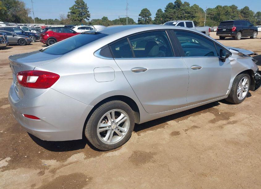 Photo 4 of 2016 Chevrolet Cruze LT AUTO (VIN 1G1BE5SM1G7279637)