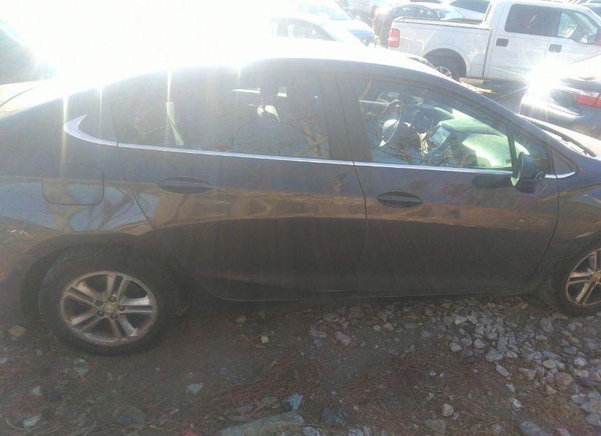 Photo 13 of 2016 Chevrolet Cruze LT AUTO (VIN 1G1BE5SM1G7282666)