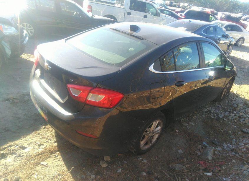 Photo 4 of 2016 Chevrolet Cruze LT AUTO (VIN 1G1BE5SM1G7282666)