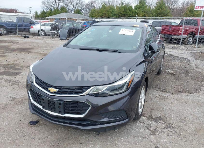Photo 2 of 2016 Chevrolet Cruze LT AUTO (VIN 1G1BE5SM1G7286605)
