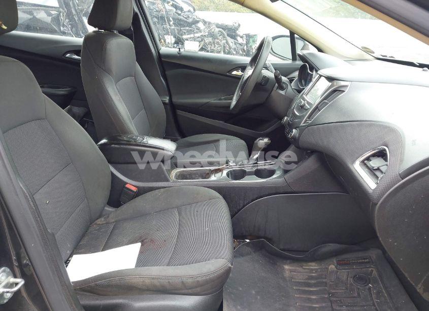 Photo 5 of 2016 Chevrolet Cruze LT AUTO (VIN 1G1BE5SM1G7286605)