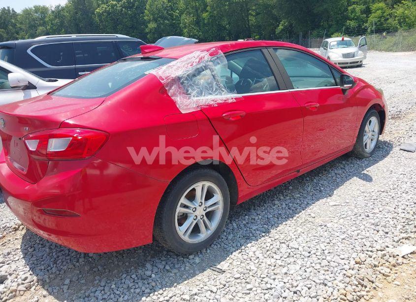 Photo 4 of 2016 Chevrolet Cruze LT AUTO (VIN 1G1BE5SM1G7299211)