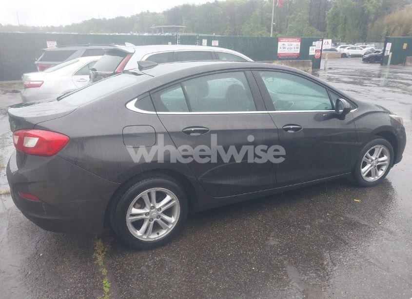 Photo 13 of 2016 Chevrolet Cruze LT (VIN 1G1BE5SM1G7306948)