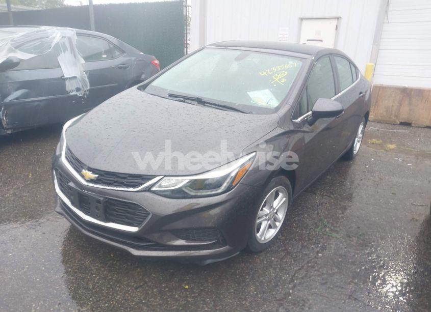 Photo 2 of 2016 Chevrolet Cruze LT (VIN 1G1BE5SM1G7306948)