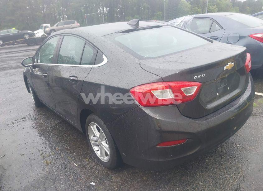 Photo 3 of 2016 Chevrolet Cruze LT (VIN 1G1BE5SM1G7306948)
