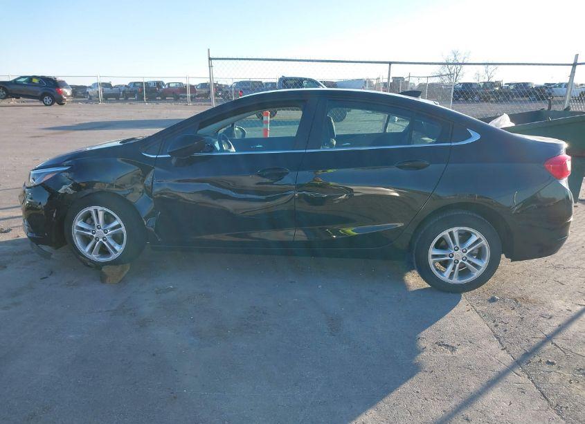 Photo 14 of 2016 Chevrolet Cruze LT AUTO (VIN 1G1BE5SM1G7320199)