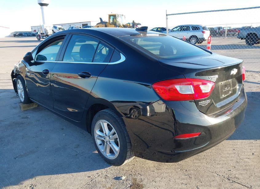 Photo 3 of 2016 Chevrolet Cruze LT AUTO (VIN 1G1BE5SM1G7320199)