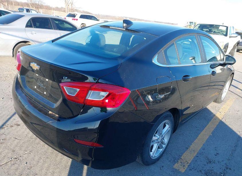 Photo 4 of 2016 Chevrolet Cruze LT AUTO (VIN 1G1BE5SM1G7320199)