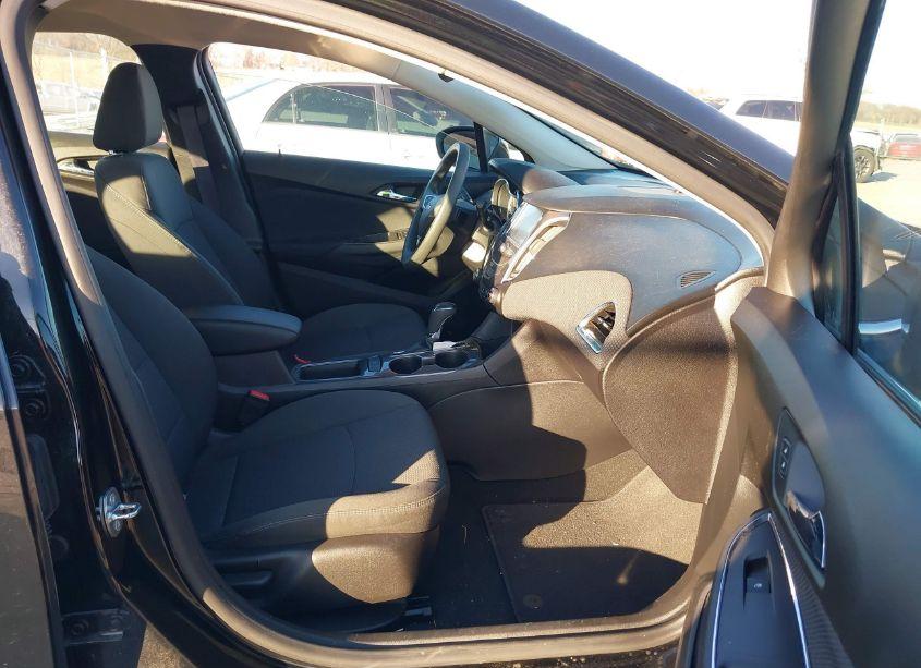Photo 5 of 2016 Chevrolet Cruze LT AUTO (VIN 1G1BE5SM1G7320199)
