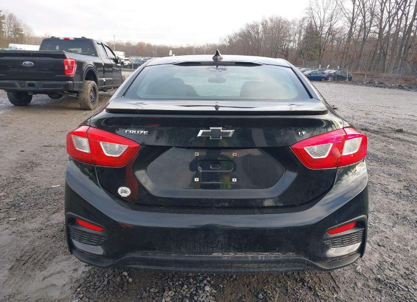 Photo 16 of 2017 Chevrolet Cruze LT AUTO (VIN 1G1BE5SM1H7118285)