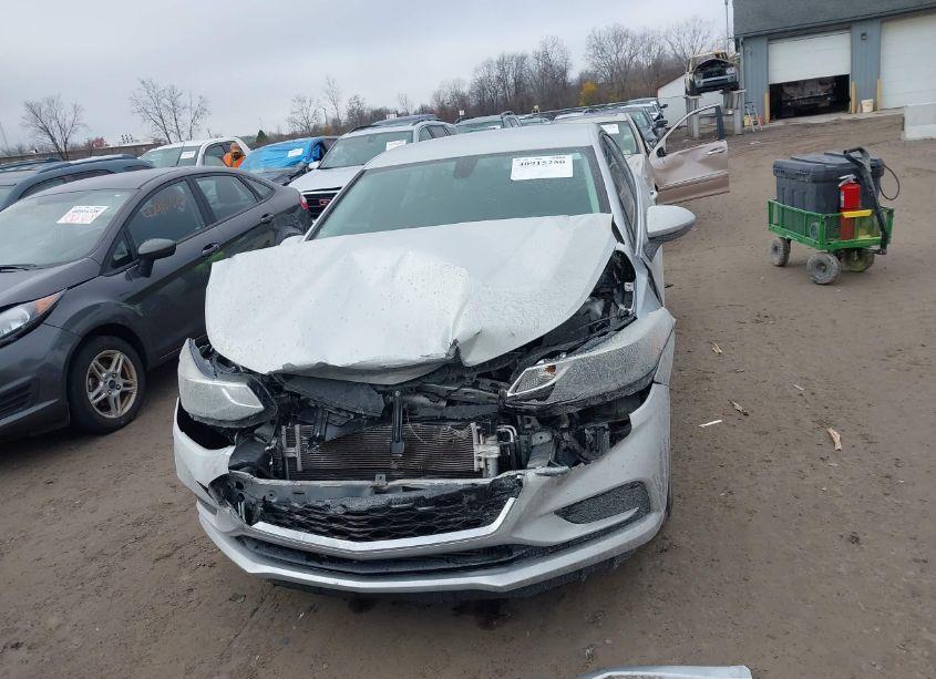 Photo 12 of 2017 Chevrolet Cruze LT AUTO (VIN 1G1BE5SM1H7121817)