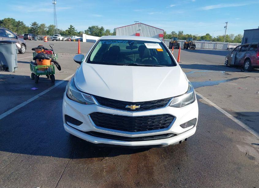 Photo 11 of 2017 Chevrolet Cruze LT AUTO (VIN 1G1BE5SM1H7126726)